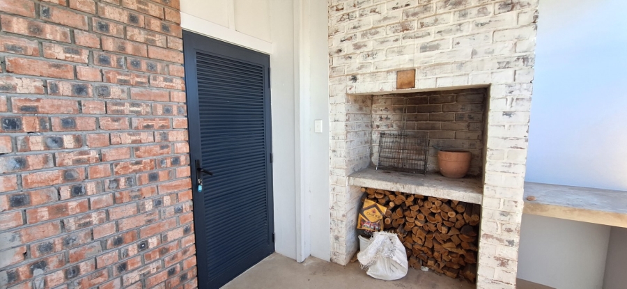 3 Bedroom Property for Sale in Albertinia Western Cape